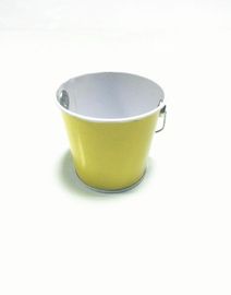 Porcellana Secchio cilindroide della latta del metallo, piccolo secchio giallo rotondo dell&#039;acqua del metallo distributore